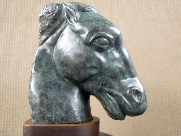 Horse Bust - Artist Rose Van Vranken